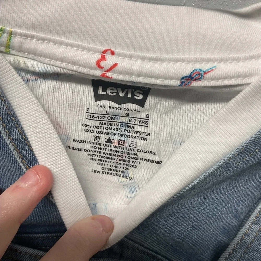 2024 Levi's Kids 2 Piece‎ Set White Nautical Print T-Shirt Denim Overalls 6/7